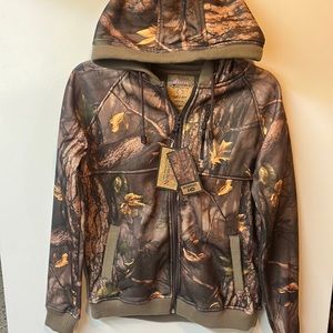 NWT  Womens Size Small Camo Zip-Up Jacket by master Sportswoman